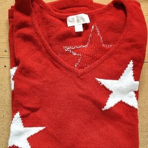 Belle Kim GravelElegant Red Star V-Neck Sweater